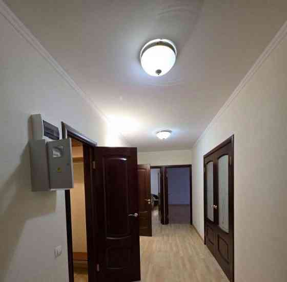 Калининский район сдаётся крупногабаритная трёхкомнатная квартира Донецк