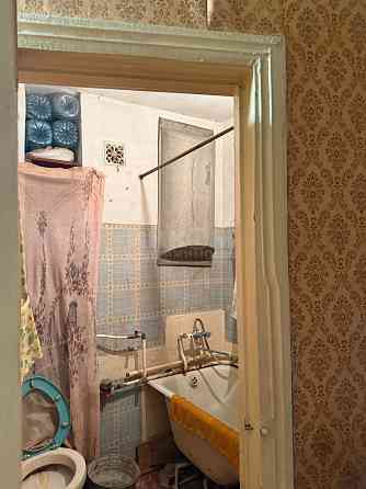 Продам 1к Юбилейный ул. Ленина Луганск