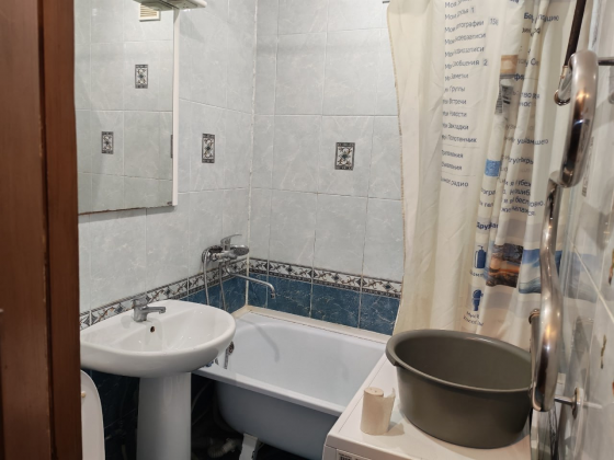 Сдам 2 комн квартиру по адресу Кировский р-н Донецк