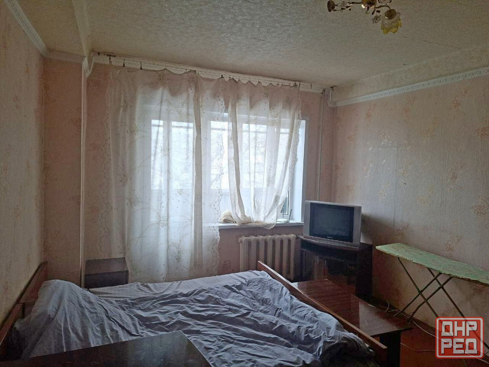 Продам 2х ком. кв-ру возле детской областной больницы под ремонт Донецк - изображение 1