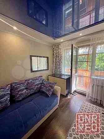 Продам 1 отличную ком. кв-ру на пл.Бакинских комиссаров Донецк