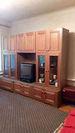 Продам 3х. ком. сталинку на площади Свободы недорого. Донецк