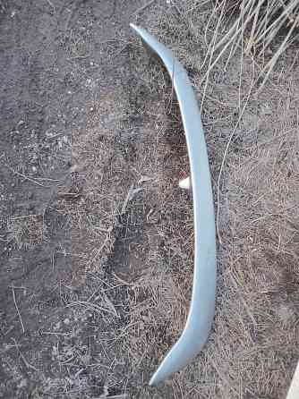 Продаю спойлер на крышку багажника волги Донецк