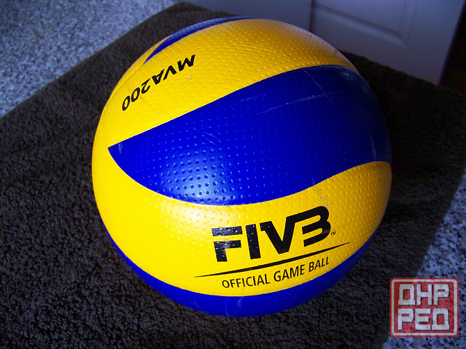 Мяч волейбольный оригинальный Mikasa MVA200 Донецк - изображение 1