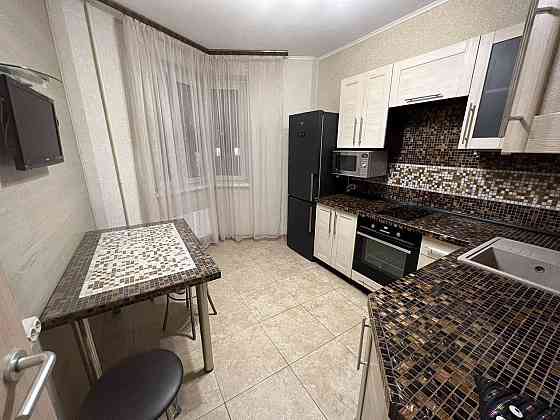 сдаётся двухкомнатная квартира в калининском Донецк