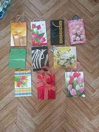 Пакеты подарочные,за все 50 Макеевка