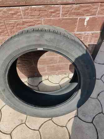 Продам резину на авто два колеса не дорого в отличном состоянии R 19 Макеевка