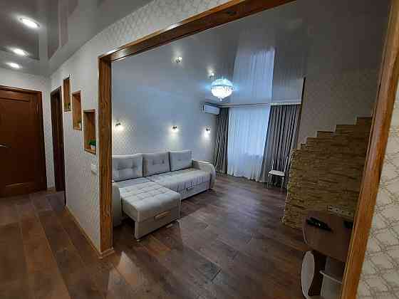 Сдаётся трёхкомнатная квартира на Донском, Буденновский район Донецк