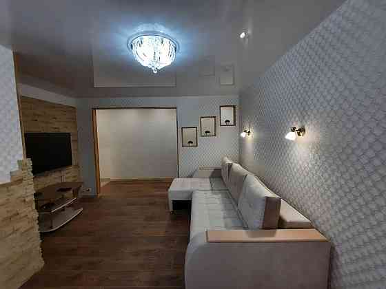 Сдаётся трёхкомнатная квартира на Донском, Буденновский район Донецк