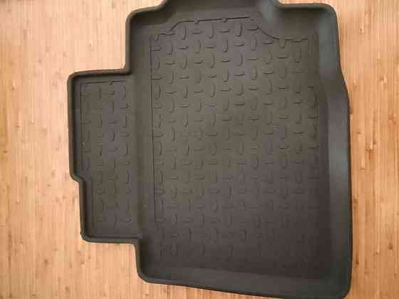 Продам коврики в салон автомобиля Донецк