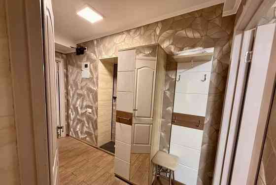 Продам 2ком вода круглосуточно,пр-т Комсомольский, Ворошиловский район Донецк