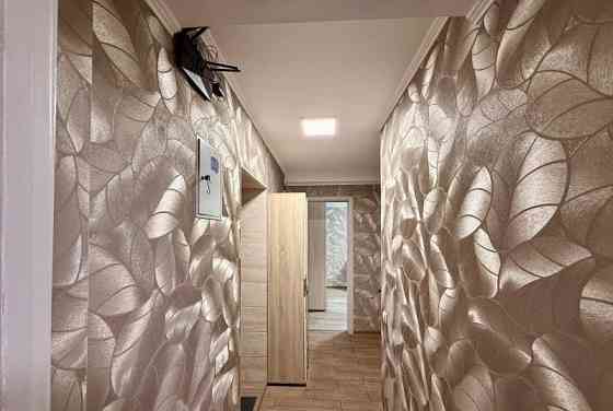 Продам 2ком вода круглосуточно,пр-т Комсомольский, Ворошиловский район Донецк