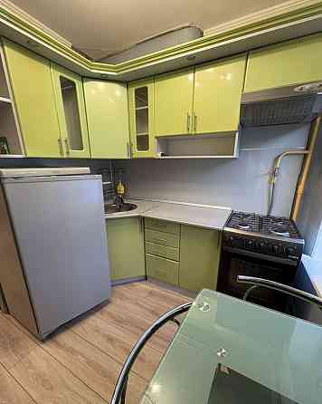 Сдаю двухкомнатную квартиру 50.0 м² этаж 2/5 город Донецк, Калининский район, обл гаи, Медицинский у Донецк