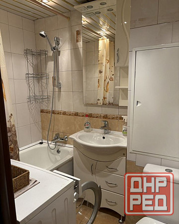 Сдаю двухкомнатную квартиру 50.0 м² этаж 2/5 город Донецк, Калининский район, обл гаи, Медицинский у Донецк - изображение 7