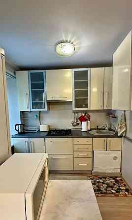 Сдаю двухкомнатную квартиру 40 кв.м Киевский район, район жд Донецк