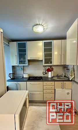 Сдаю двухкомнатную квартиру 40 кв.м Киевский район, район жд Донецк - изображение 1