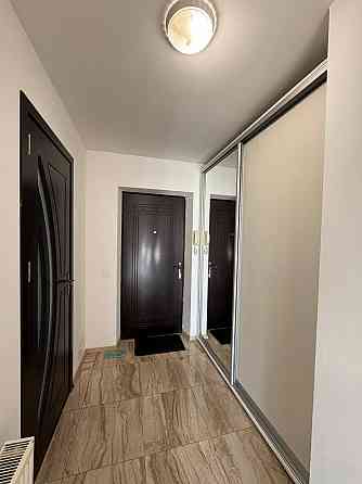 Сдам однокомнатную квартиру в Кальмиусском районе, напротив Нептуна Мариуполь