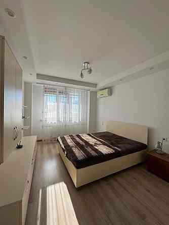 Сдам однокомнатную квартиру в Кальмиусском районе, напротив Нептуна Мариуполь