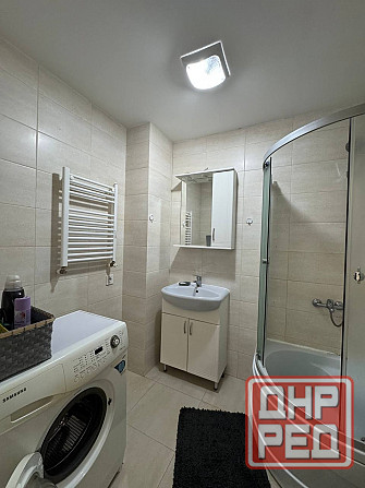 Сдам однокомнатную квартиру в Кальмиусском районе, напротив Нептуна Мариуполь - изображение 1