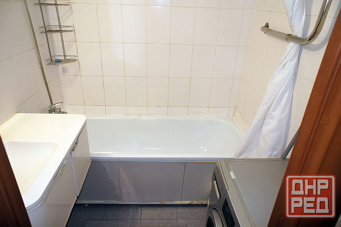 Сдам на долгий срок двухкомнатную квартиру в Калининском районе Донецка, бул. Шахтостроителей Донецк - изображение 2