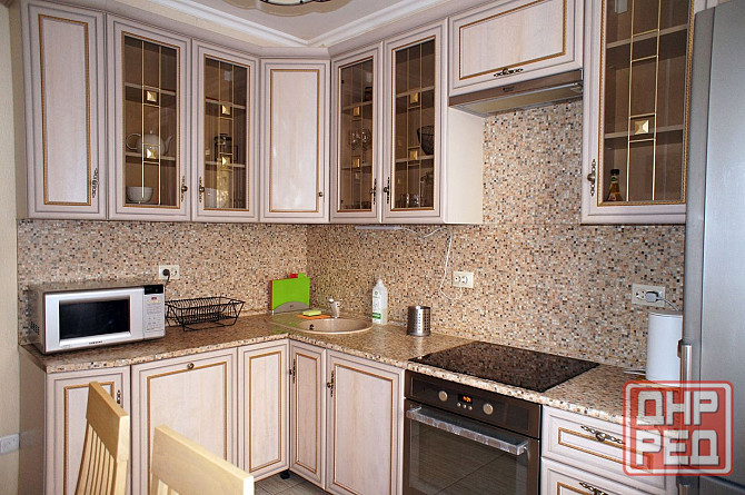 Сдам на долгий срок двухкомнатную квартиру в Калининском районе Донецка, бул. Шахтостроителей Донецк - изображение 1