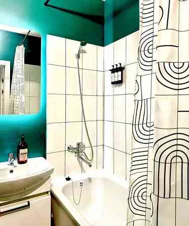 Сдаю двухкомнатную квартиру 53.0 м² этаж 2. Калининский район. ориентир бульвар Шевченко Донецк