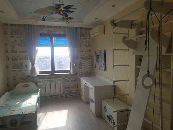 Продам 4-х комнатную квартиру Донецк