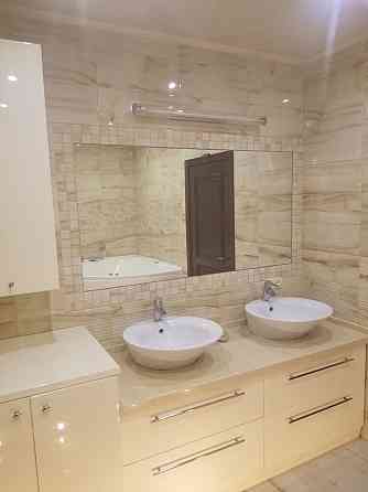 Продам 4-х комнатную квартиру Донецк