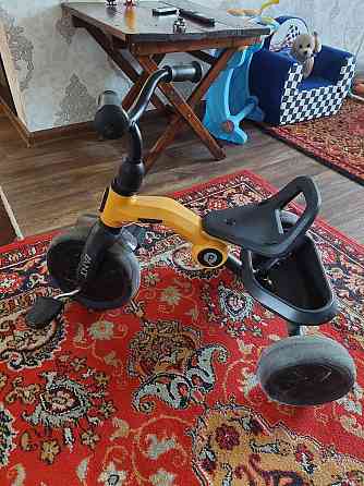 Продам детский велосипед Макеевка