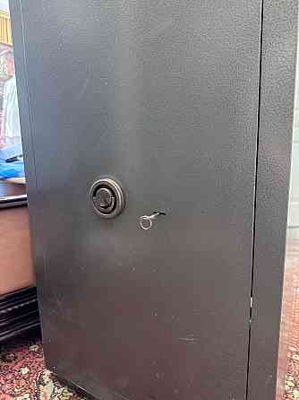 Продам Сейф Макеевка