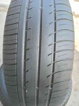 Продаю комплект летней резины 215 55 16 Донецк