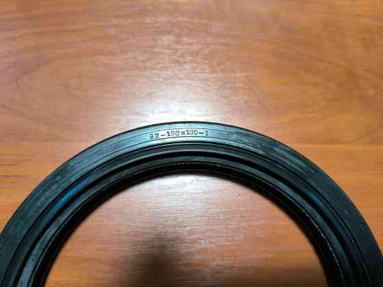 Манжеты армированные (сальник) 30 штук. Цена за все. Макеевка