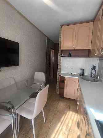 Продам 2-комнатную квартиру на Щетинина. Донецк