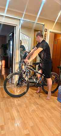 Продаются 2 велосипеда INTENZO с высотой рамы размером 13" и 15" дюймов. Фурнитура фирменная SHIMANO Донецк