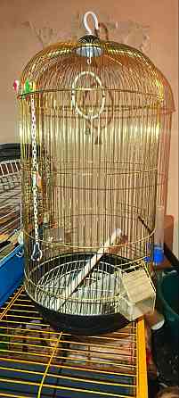 Продаётся клетка для попугаев, птиц или других подобных животных. Донецк
