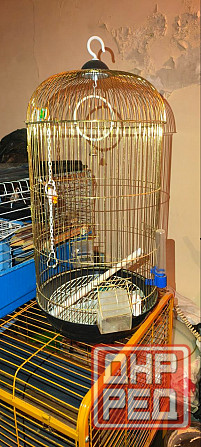 Продаётся клетка для попугаев, птиц или других подобных животных. Донецк - изображение 2