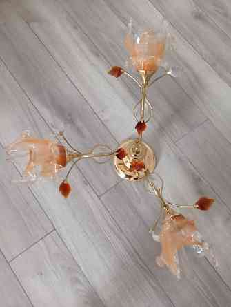 Продам люстру трехрожовую в идеальном состоянии ! Донецк