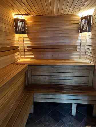 Сдается хороший 2х этажный коттедж с баней, бассейном, хаммамом в самом центре. Киевский район Донецк