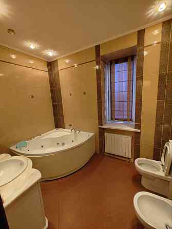 Продается 3 комнатная квартира в Замковом Донецк