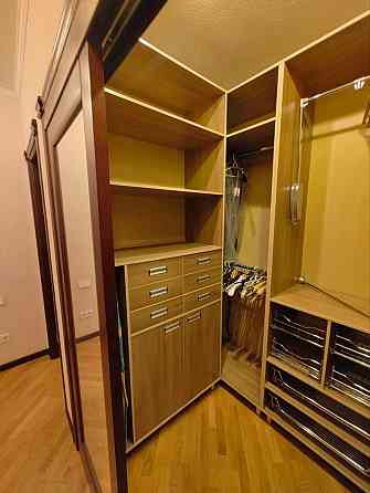 Продается 3 комнатная квартира в Замковом Донецк