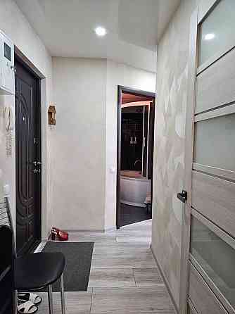 Продается 2х- ком. комфортабельная квартира в центре Мариуполя пр. Ленина, д. 95а Мариуполь