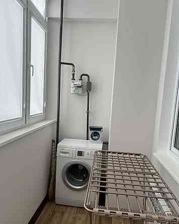 Сдаю однокомнатную квартиру 50 м² этаж 4/9. город Донецк, Будённовский район, ул. Независимости Донецк