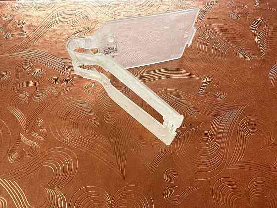 Ценникодержатель на крючок откидной 10шт Донецк