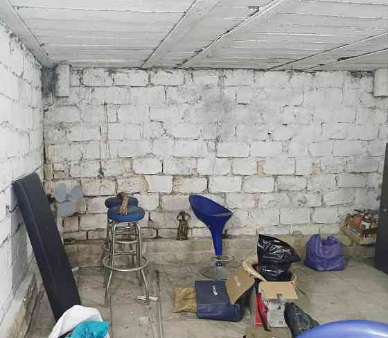 Продам гараж с земельным участком Донецк