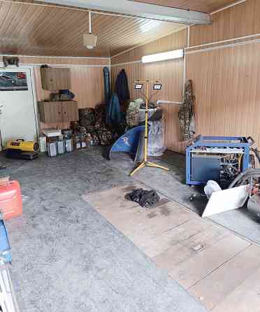 Продам гараж с земельным участком Донецк