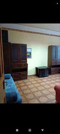 сдам 1 к.кв. куйбышевский р. словацкая топаз сталинка 15000 р. воду добивает. Донецк