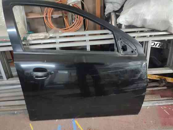 Дверь передняя правая Донецк