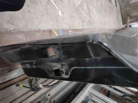 Дверь передняя правая Донецк