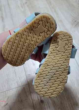 Продам босоножки для девочки м+д Мариуполь