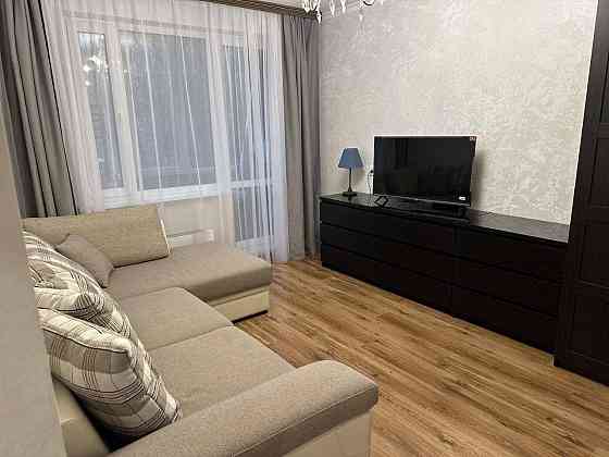 Сдается чистая уютная двухкомнатная квартира с доступностью в 500 метрах от Гастроном Москва, Вороши Донецк